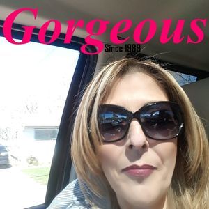 Meet your Posher, Lucy